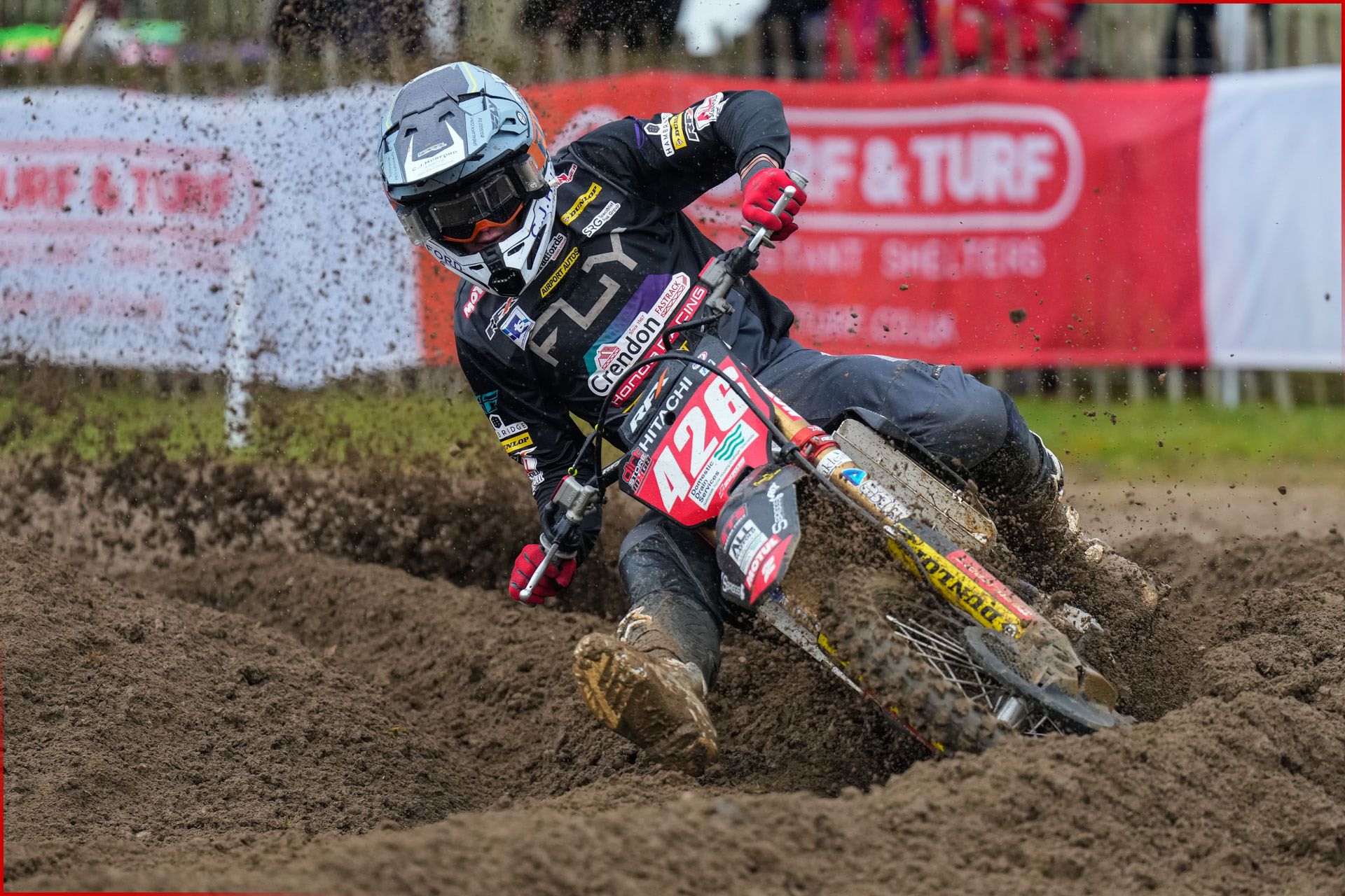 Magic Mewse Matches Herlings At British Title Opener