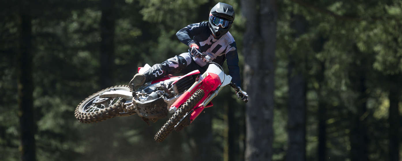 Off Road Motorcycles Range Mx And Enduro Bikes Honda Uk