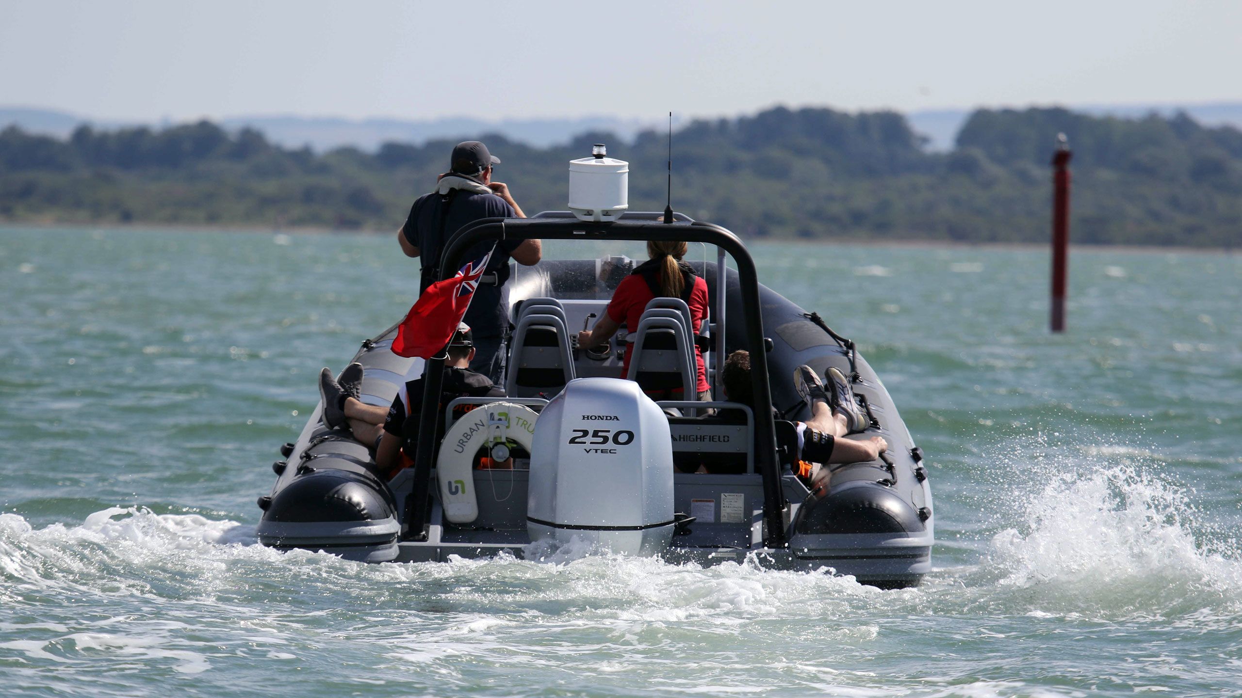 powerboating in Southampton with Honda marine engines